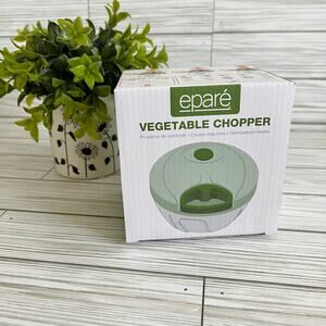 NIB Epare Vegetable Chopper Cutter Chopper Kitchenware 18 oz Capacity